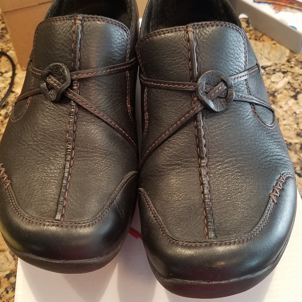 Clarks Unstructured Loafers